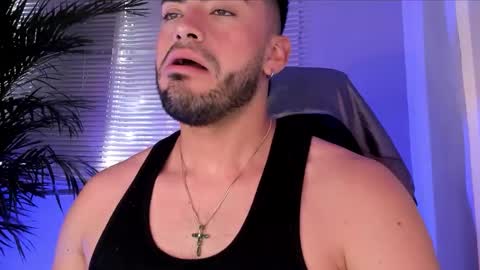 Snapshot of alexander_diiaz chatting on 10/22/25, 04:07 Alexander Diaz online show from 10/22/25, 04:07