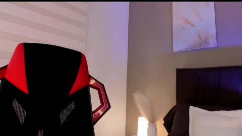 Snapshot of alexander_diiaz chatting on 04/08/26, 01:11 Alexander Diaz online show from 04/08/26, 01:11