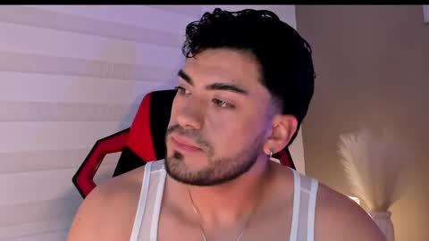 Snapshot of alexander_diiaz chatting on 04/15/26, 07:58 Alexander Diaz online show from 04/15/26, 07:58