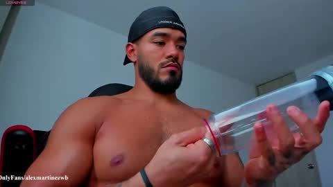 Onlyfansalexmartinezwb  Instagram alexwbmartinez  Twitter martinezcb937 online show from 04/18/26, 07:07