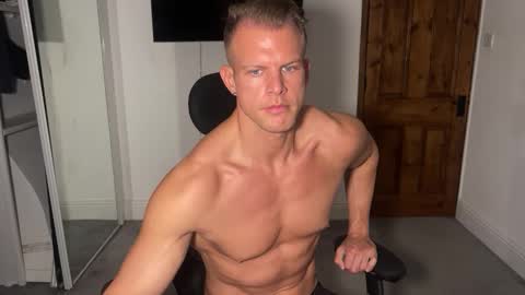 Alexander Steel online show from 10/24/25, 06:59