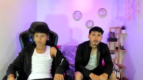 chicos hot online show from 10/05/25, 01:09