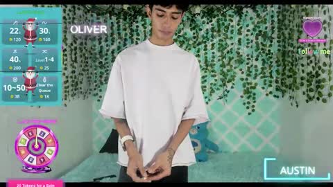 chicos hot online show from 11/17/25, 01:50