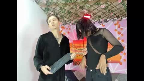 Snapshot of alexandluke1 chatting on 02/25/26, 01:43 chicos hot online show from 02/25/26, 01:43