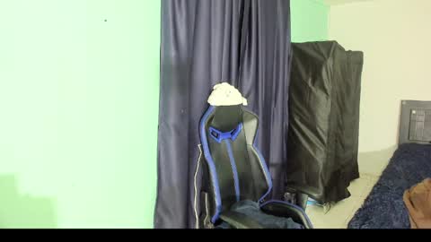 chicos hot online show from 04/02/26, 01:58