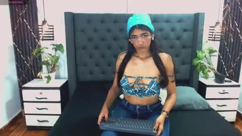 MAMASITA online show from 06/23/26, 03:59