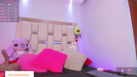 Snapshot of alexandra_holms1 chatting on 09/29/25, 09:19 alexandra_holms1 online show from 09/29/25, 09:19