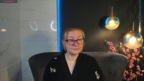 Alexandra online show from 12/28/24, 02:10