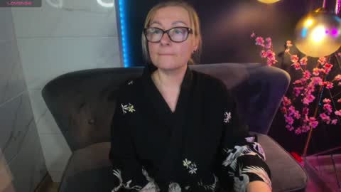 Alexandra online show from 12/30/24, 07:53