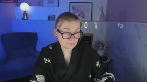 Alexandra online show from 01/03/25, 01:36