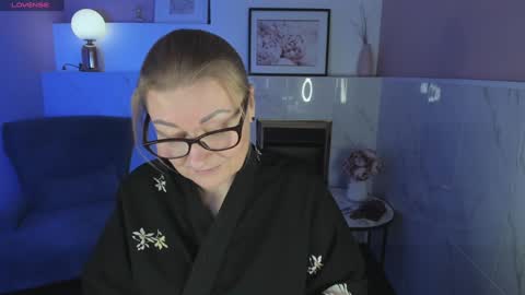 Alexandra online show from 01/03/25, 04:37