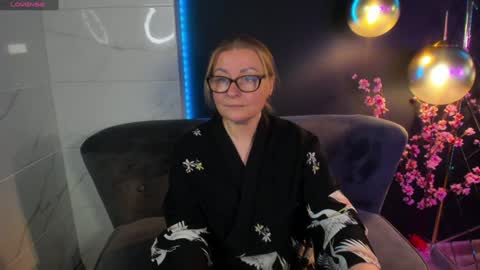 Alexandra online show from 01/05/25, 11:12