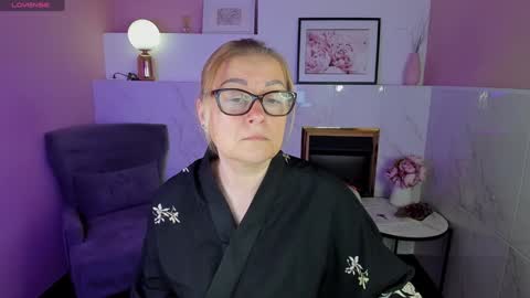 Alexandra online show from 01/08/25, 01:52