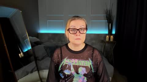 Alexandra online show from 02/19/25, 12:57