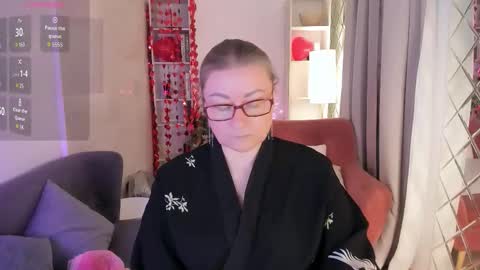 Alexandra online show from 02/17/26, 11:22