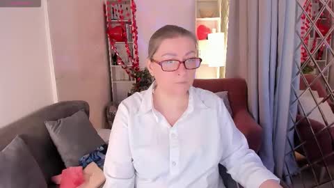 Alexandra online show from 02/22/26, 09:02