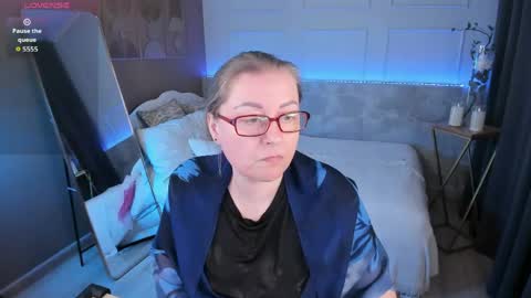 Alexandra online show from 04/11/26, 10:47