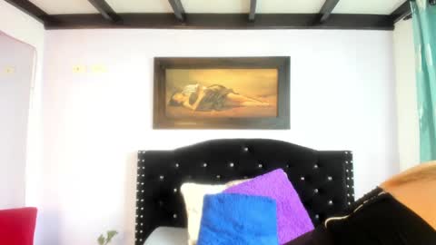 Snapshot of alexandra_torress chatting on 11/01/25, 03:47 alexandra online show from 11/01/25, 03:47