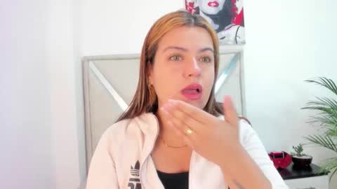 alexandra online show from 02/02/26, 12:04