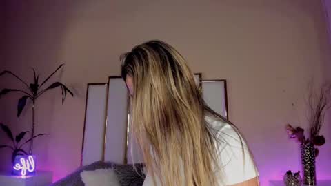 alexandraa_gomez online show from 09/13/25, 08:08