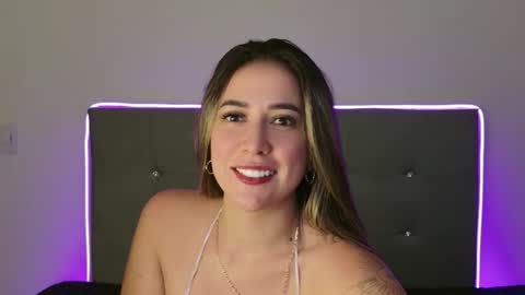 alexandraa_gomez online show from 02/11/26, 10:15