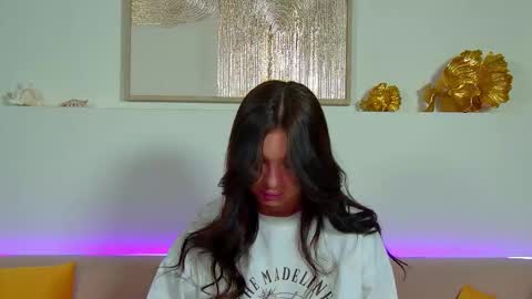 Snapshot of alexandrabloom chatting on 11/10/25, 06:51 AlexandraBloom online show from 11/10/25, 06:51