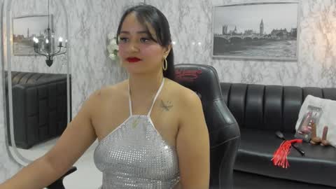 Alexandra Milff  online show from 01/12/26, 03:23