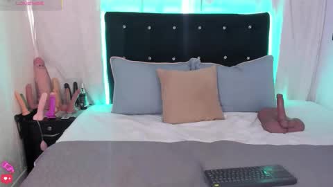 Alexandra novaa online show from 03/28/26, 06:29