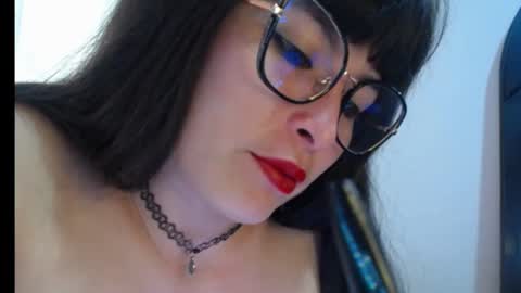 alexandrasaen online show from 11/20/25, 10:20