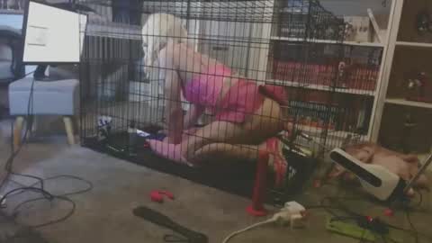Snapshot of alexas_owned_bitch chatting on 05/23/26, 10:47 alexas_owned_bitch online show from 05/23/26, 10:47