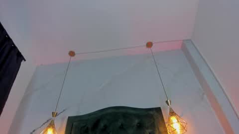 Snapshot of alexavans chatting on 11/03/25, 03:02 online show from 11/03/25, 03:02