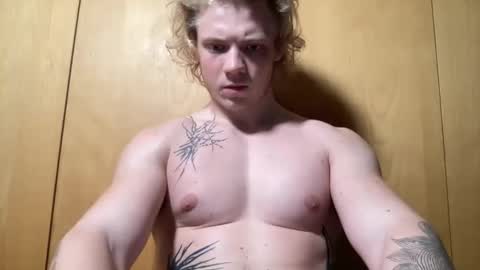 Snapshot of alexbarczukxxx chatting on 02/17/26, 01:51 Alex Barczuk online show from 02/17/26, 01:51