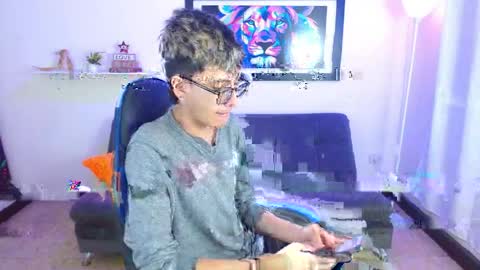 Snapshot of alexcum_18 chatting on 04/24/26, 01:57 alex online show from 04/24/26, 01:57