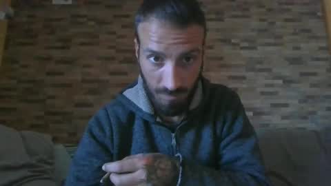 Snapshot of alexdelarge23 chatting on 02/12/25, 11:51 alexdelarge23 online show from 02/12/25, 11:51