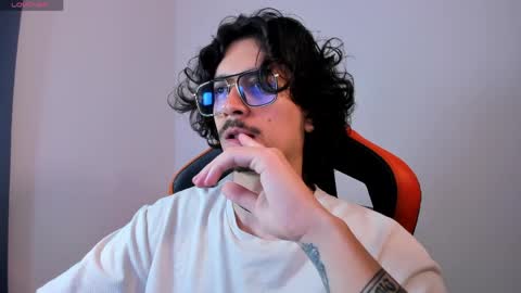 alexfloreszzz online show from 04/23/26, 03:14
