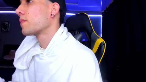 alexgiraldo__ online show from 09/28/25, 11:37