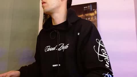 Snapshot of alexgiraldo__ chatting on 03/29/26, 10:26 alexgiraldo__ online show from 03/29/26, 10:26