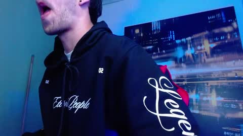 Snapshot of alexgiraldo__ chatting on 04/14/26, 09:59 alexgiraldo__ online show from 04/14/26, 09:59