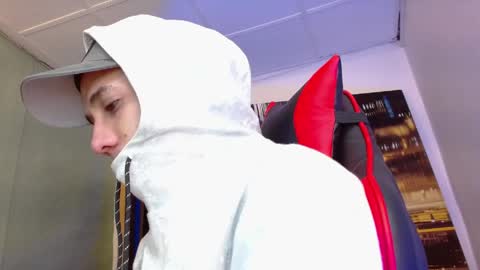 alexgiraldo__ online show from 05/22/26, 12:11