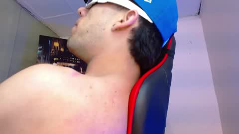alexgiraldo__ online show from 05/27/26, 07:00