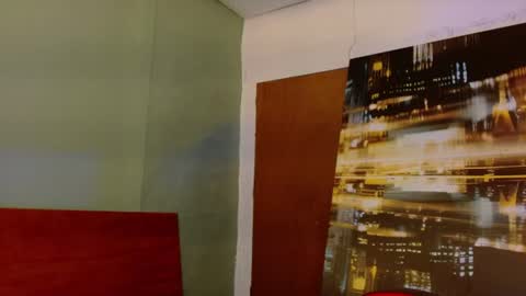 Snapshot of alexgiraldo__ chatting on 07/04/26, 12:06 alexgiraldo__ online show from 07/04/26, 12:06