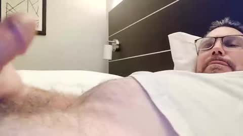 Snapshot of alexhardrock2026 chatting on 11/11/25, 08:47 alexhardrock2026 online show from 11/11/25, 08:47