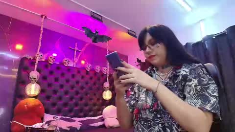 Alex online show from 02/18/25, 06:47