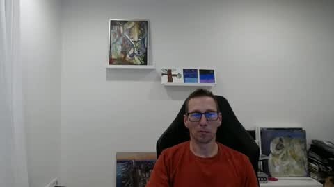 Snapshot of alexhunter4u chatting on 01/08/25, 10:48 alexhunter4u online show from 01/08/25, 10:48