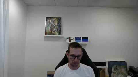 Snapshot of alexhunter4u chatting on 01/16/25, 07:49 alexhunter4u online show from 01/16/25, 07:49