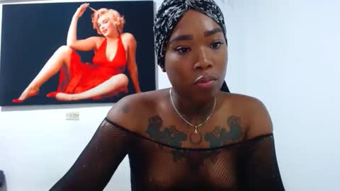 alexia_sinclaire24 online show from 04/26/26, 01:36