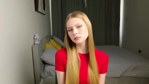 Alexia online show from 04/20/26, 09:23