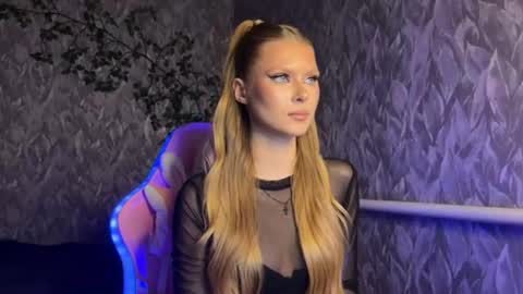 Alexia online show from 06/11/26, 06:17