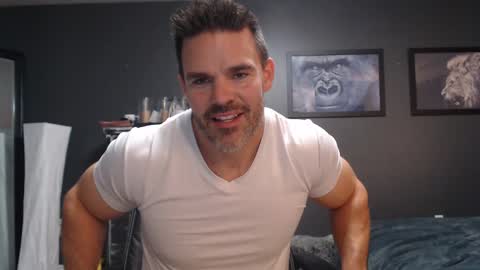 Snapshot of alexiarain chatting on 09/28/25, 02:06 Alex online show from 09/28/25, 02:06