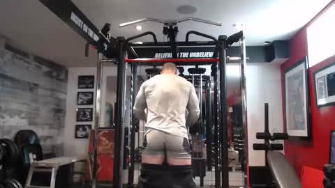 Alex online show from 04/08/26, 09:15